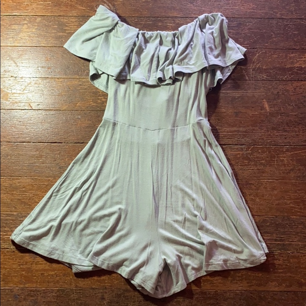 XS Charlotte Russe Off-the-Shoulder Romper